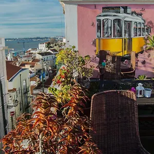 Apartment Alfama Patio, Lisbon