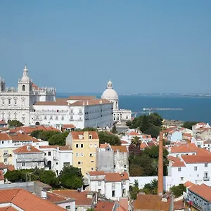 Apartment Castle Typical, Lisbon